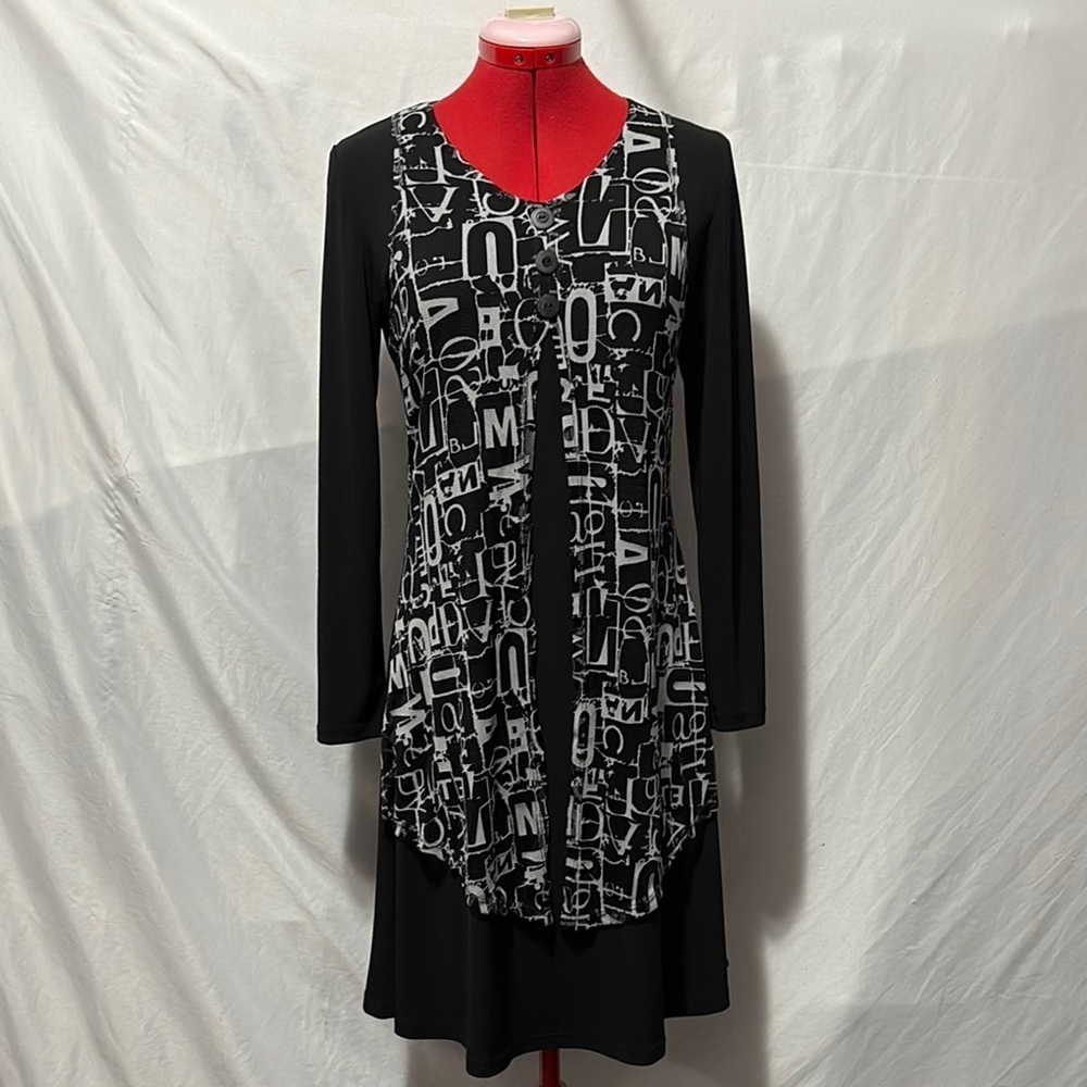 Black and White V Neck Long Sleeve Sheath Dress SM208